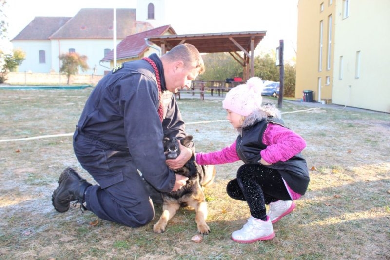 Návštěva od policie – 22. 10. 2018 - Image 14