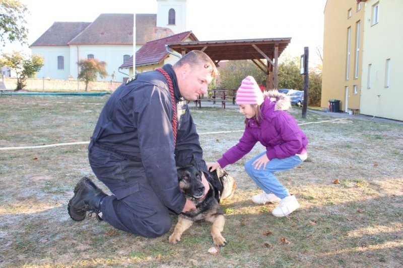 Návštěva od policie – 22. 10. 2018 - Image 16