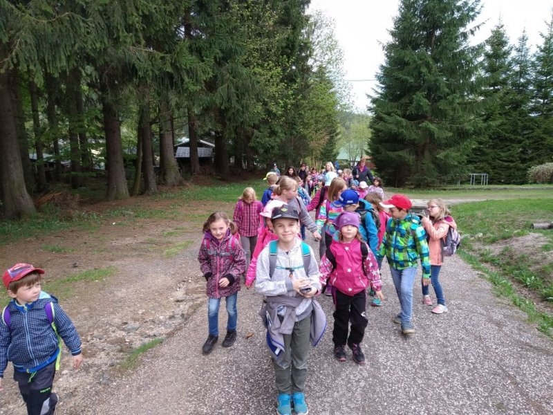Výlet ZŠ a MŠ (předškoláci) 20. 5. 2019 –  Sklárna Harrachov, Mumlavské vodopády - Image 7